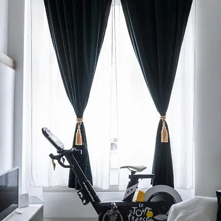 Dohany Street Delight *